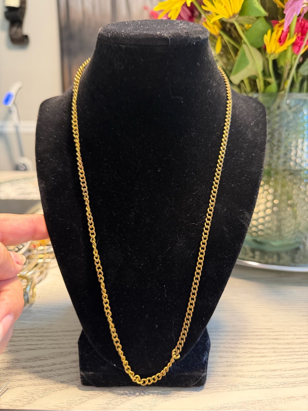 Classic Gold-Tone Curb Chain Necklace - Women
